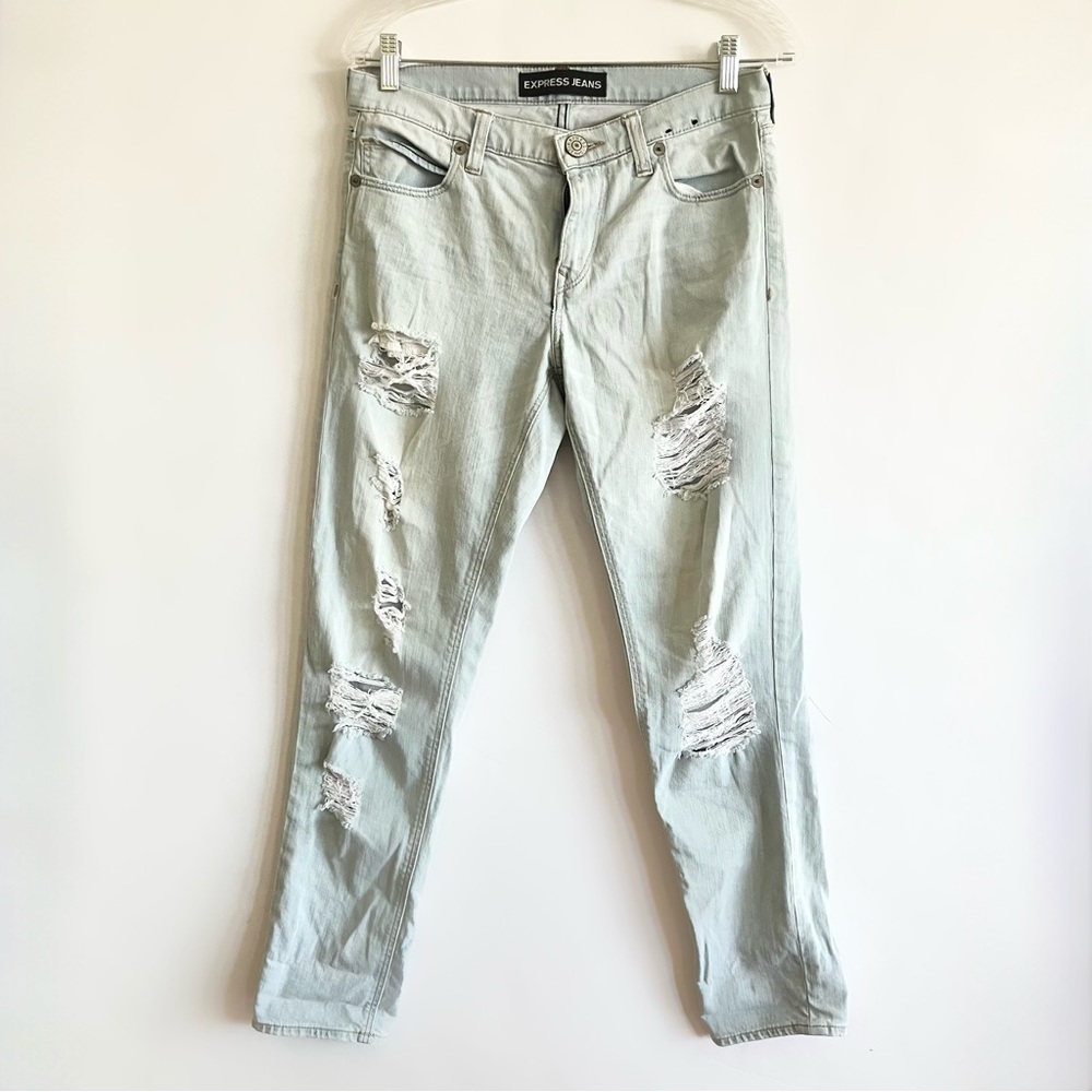 Mid Rise Girlfriend Ripped Distressed Light Washed Jeans